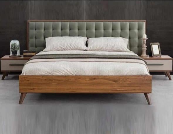 Tash - Bed