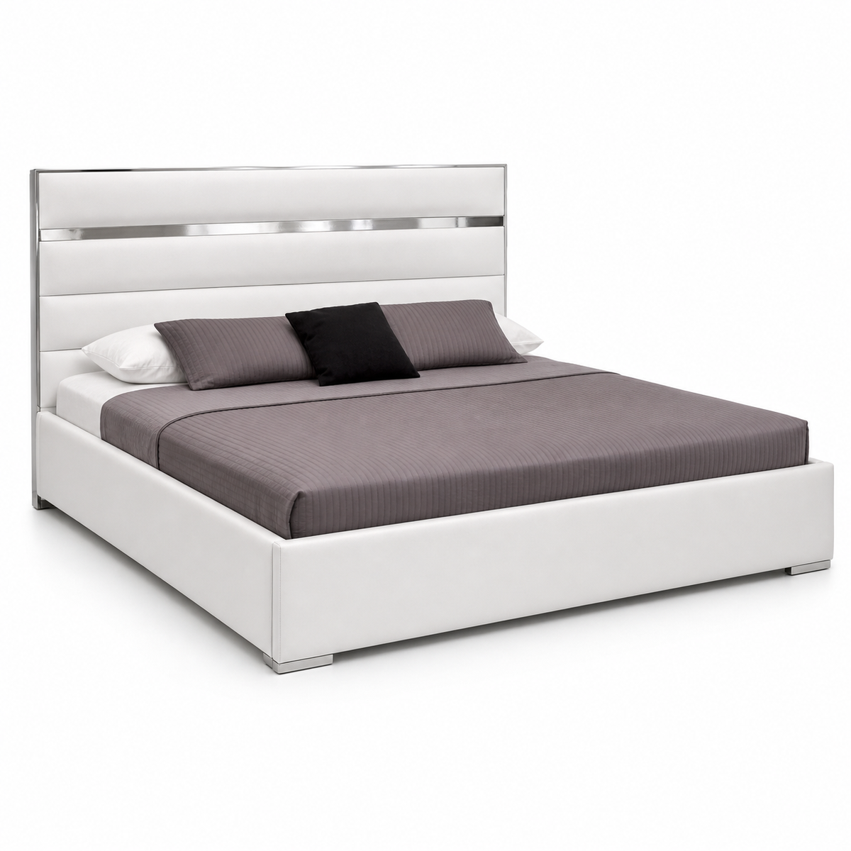 Reed - Bed, complete long-side studio bed view