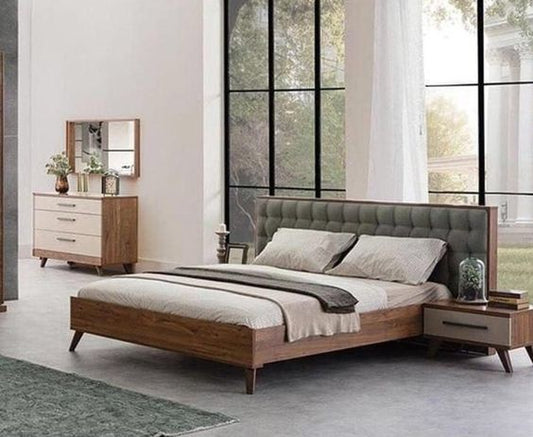 Tash - Bed
