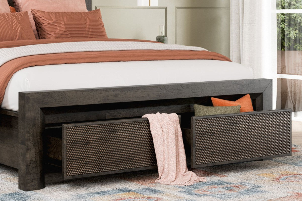 Lyle - Bed