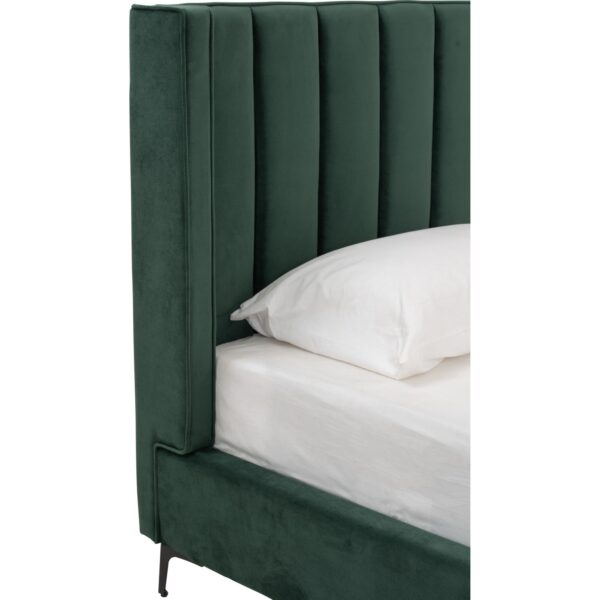 Bea - Bed