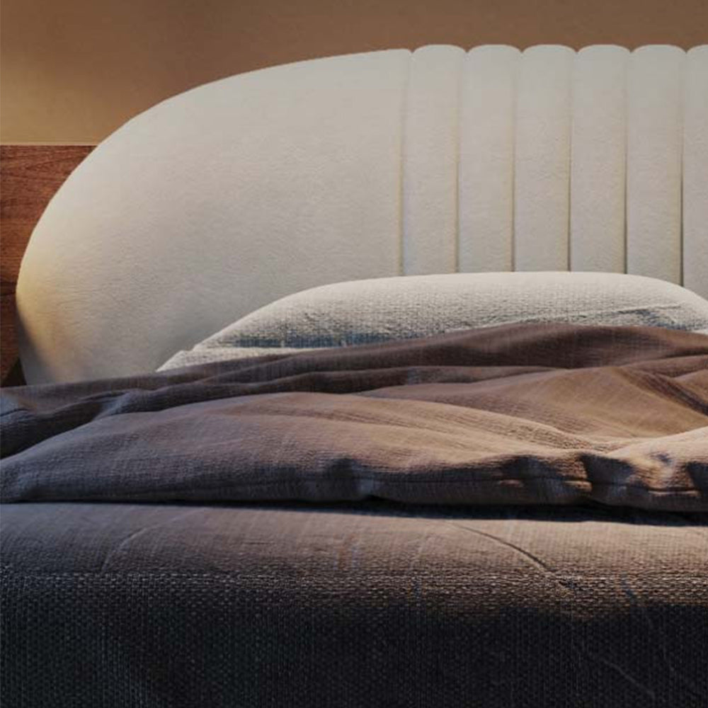 Nell - Bed