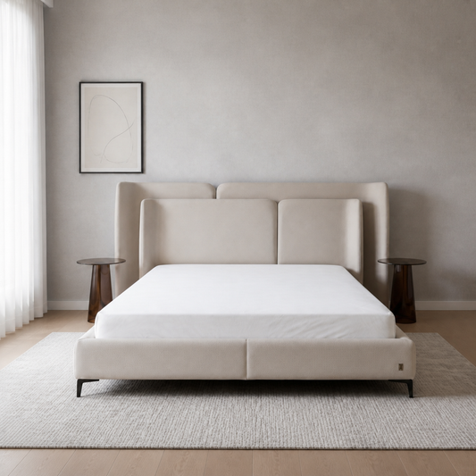 Auron - Bed, complete straight-on bed view