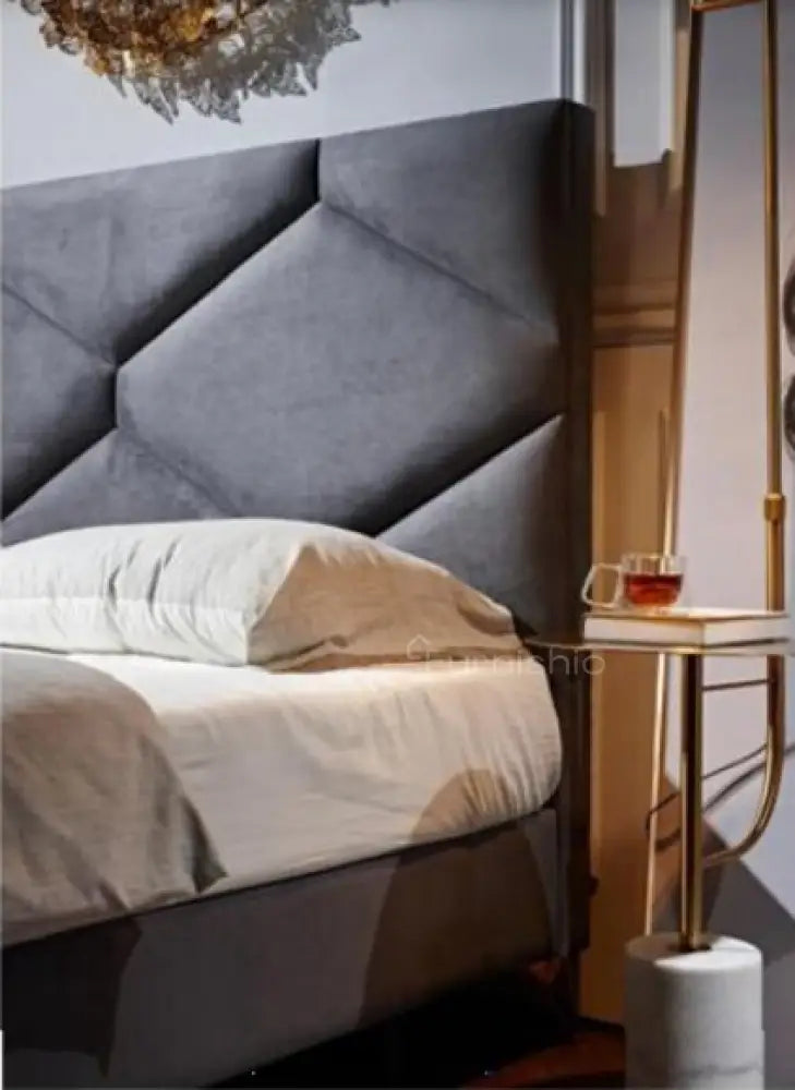 Rilo - Bed
