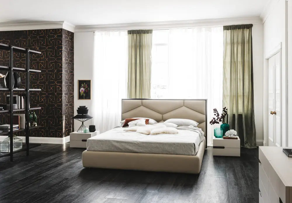 Tori - Bed