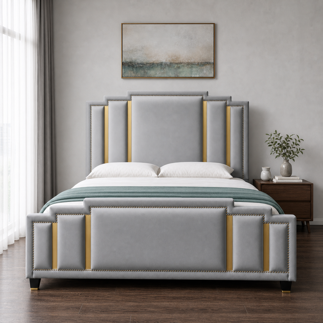 Zeke - Bed, complete straight-on bed view