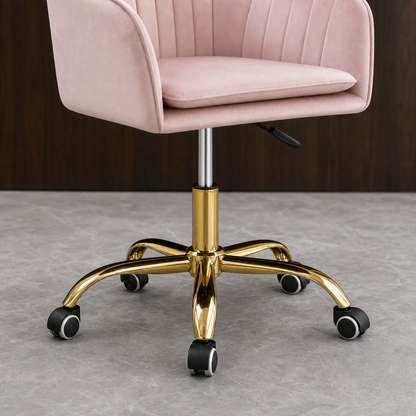 Close-up of the Zola - Chair's upholstery and construction